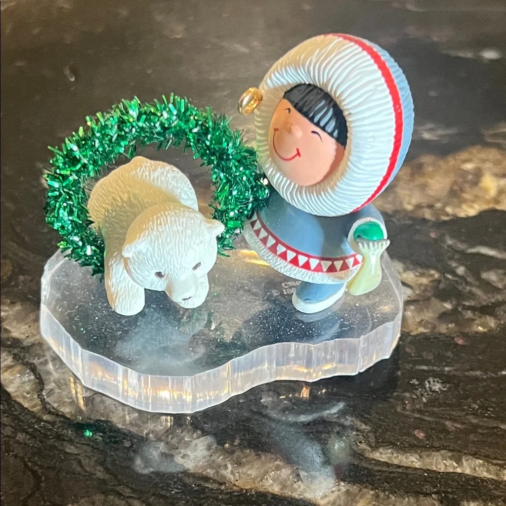 Vintage Hallmark 1994 Frosty Friends #15 Holiday Ornament